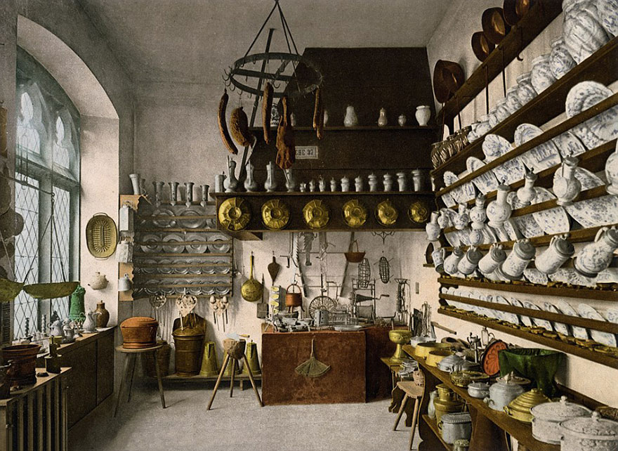 Bếp truyền thống của người Đức - Một căn bếp điển hình ở Đức những năm đầu thế kỉ 20.